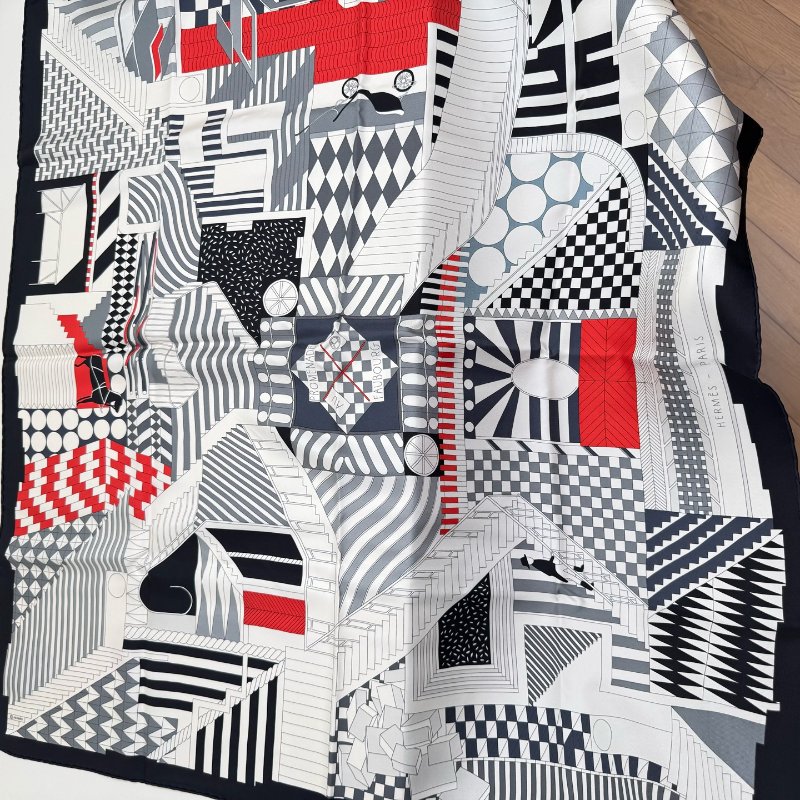 Hermes 愛馬仕 黑白絲巾 90*90cm 附盒-4