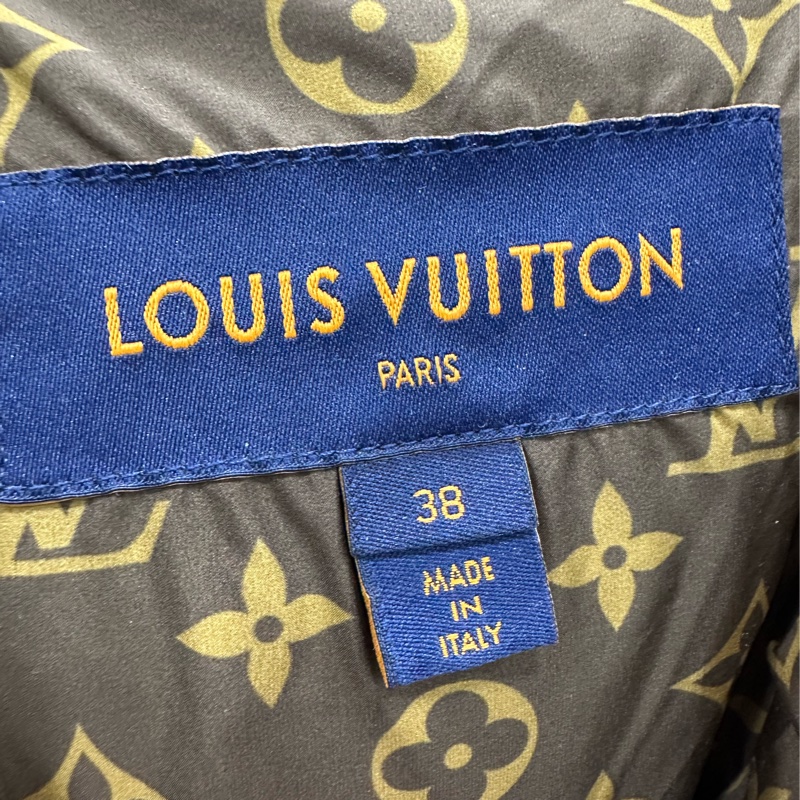 LV路易威登 橄欖綠麵包服,羽絨服,老花內裡 38碼 僅穿1次。-2