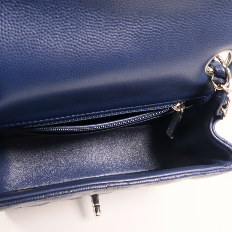 CHANEL 牛皮皮革Classic 17銀扣鏈帶肩背袋-4