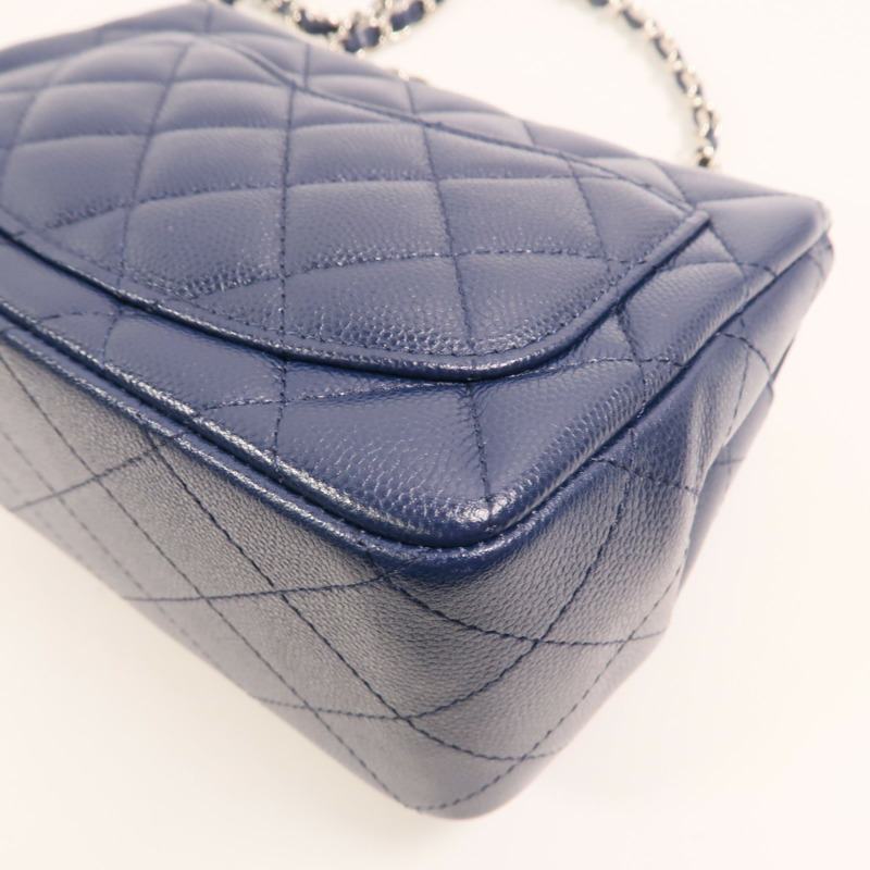 CHANEL 牛皮皮革Classic 17銀扣鏈帶肩背袋-12