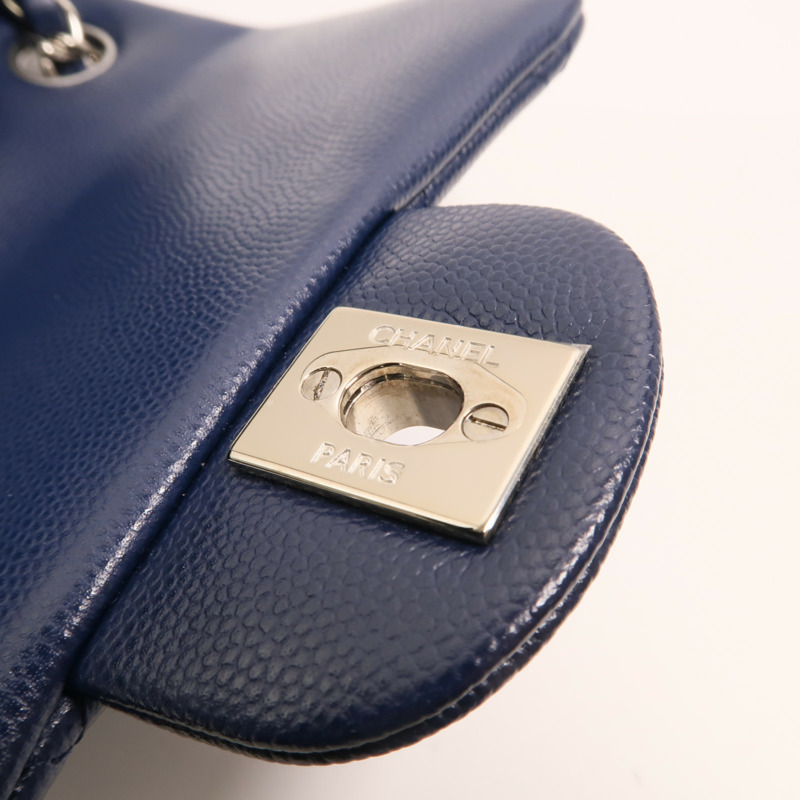 CHANEL 牛皮皮革Classic 17銀扣鏈帶肩背袋-15