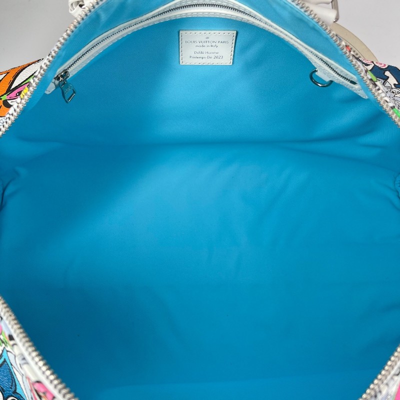 LV路易威登 芯片款 Keepall50旅行袋 白色帆布配彩色卡通印花圖案 Monogram塗鴉設計 銀色五金配件 雙拉鏈開合設計 配有皮革手柄和可調節肩帶 可手提可斜挎 內部藍色內襯非常清新 大容量設計-12