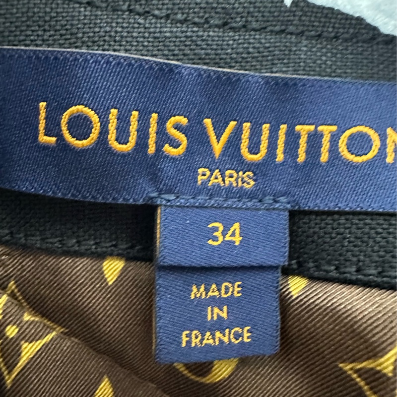 LV 黑色金屬logo無袖坎肩馬夾夾克外套 34碼-2