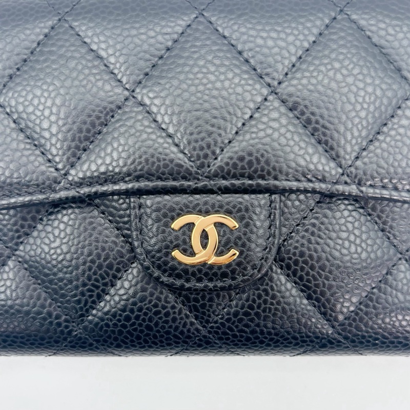 「JL精品代購」近新品 香奈兒黑金魚子醬牛皮cf款中錢包-6