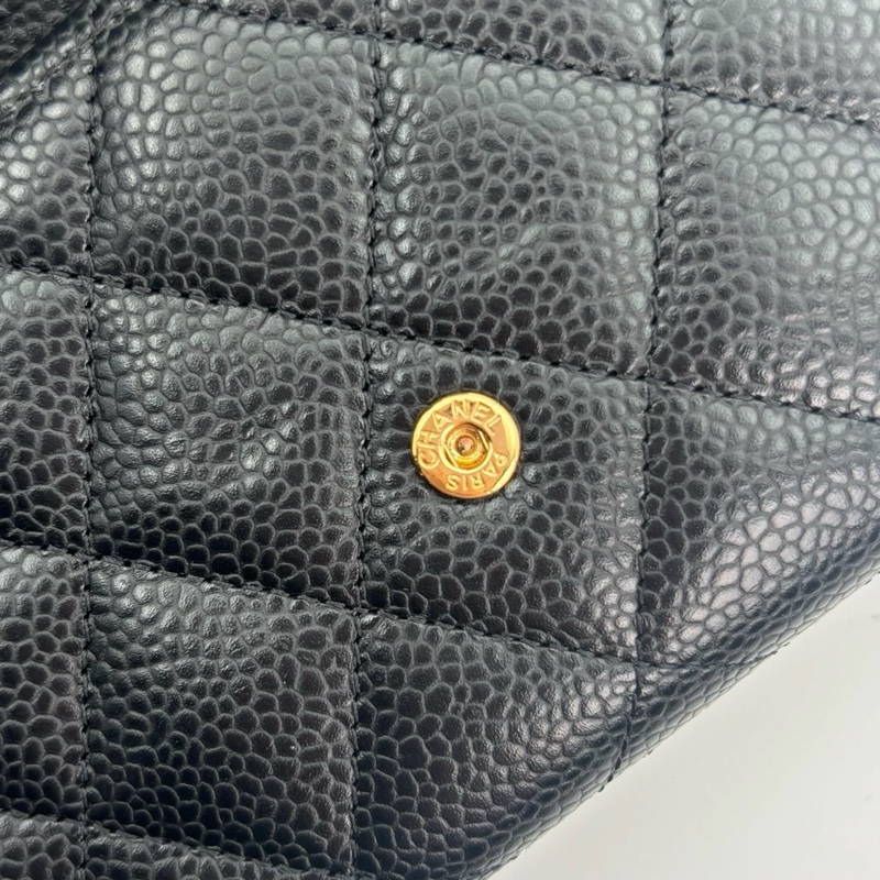 「JL精品代購」近新品 香奈兒黑金魚子醬牛皮cf款中錢包-22