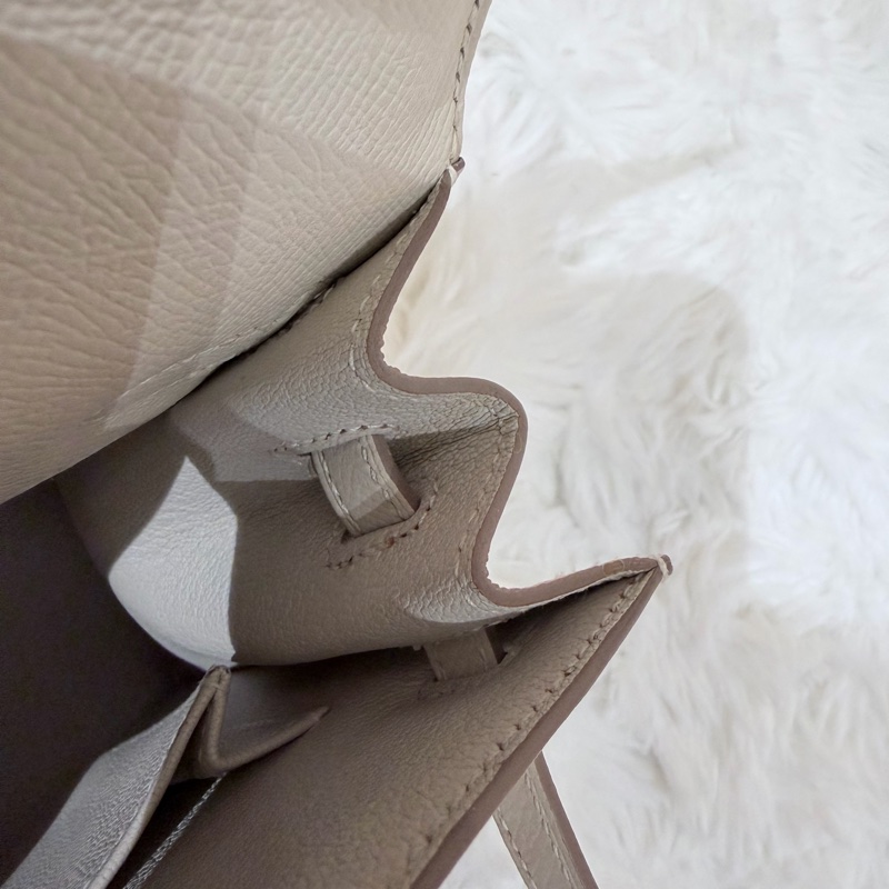 Kelly 25/ 奶昔白 金扣/ s刻-11