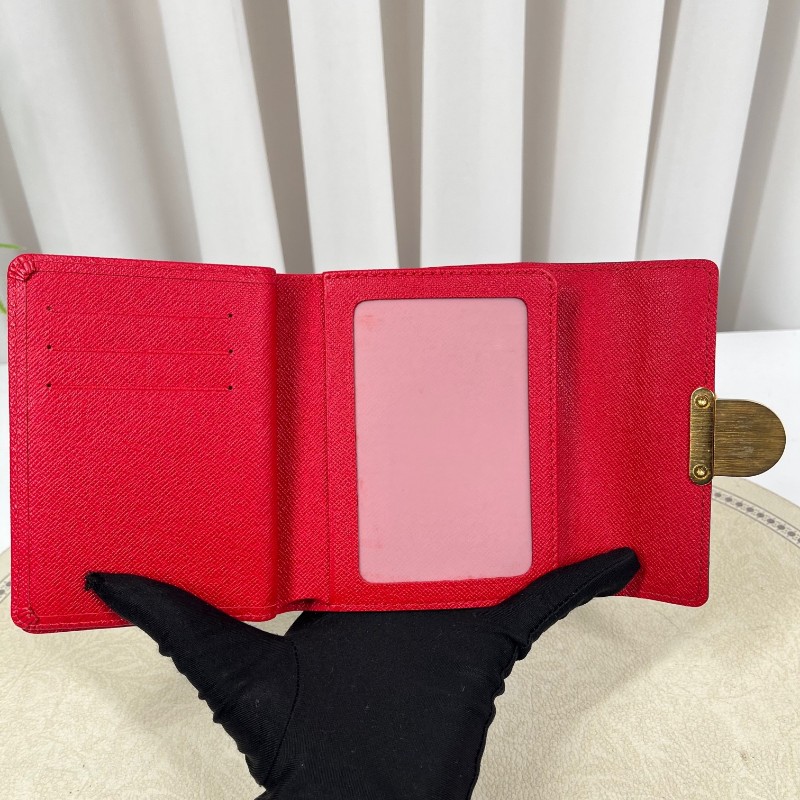 LV路易威登 曼哈頓短款錢包卡包 內裡卡位多 容量大-3