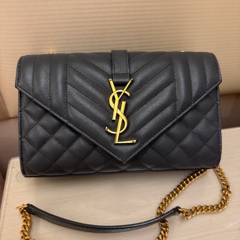 YSL 超美魚子醬灰色斜背包