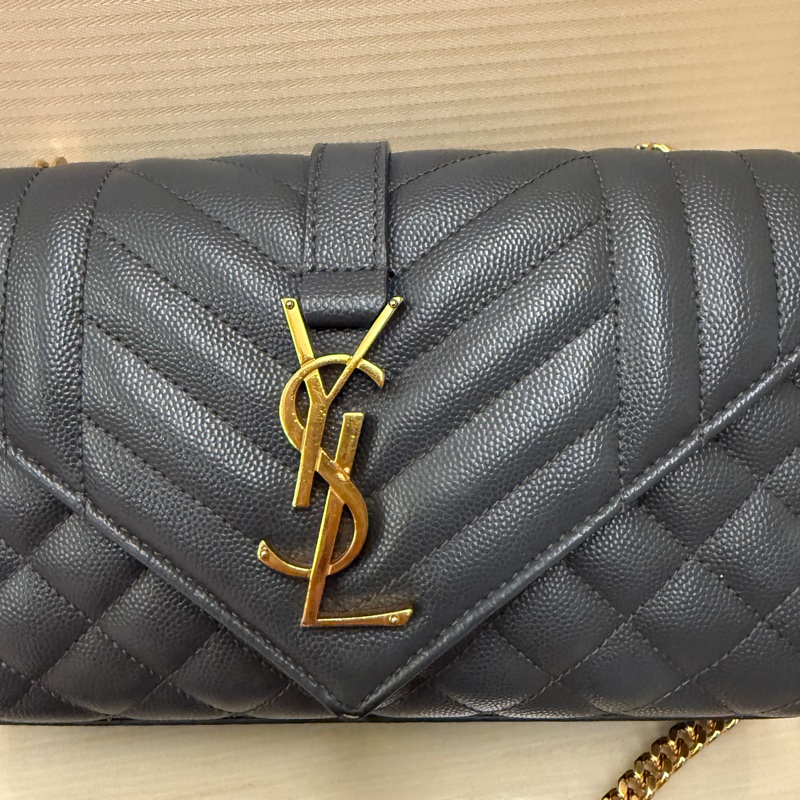 YSL 超美魚子醬灰色斜背包-2