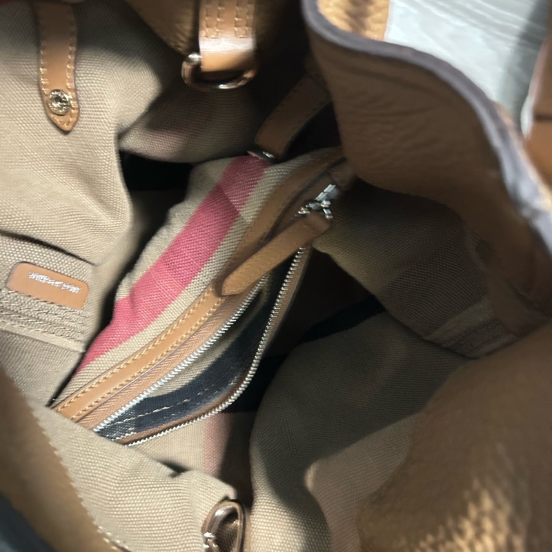 Burberry 水桶包-5