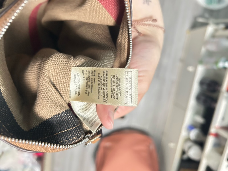 Burberry 水桶包-8