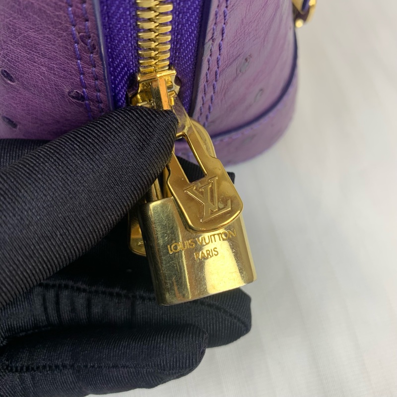路易威登/Louis Vuitton Alma BB 金扣紫色鴕鳥皮貝殼包 珍藏稀有皮 配件：長肩帶，鎖頭，鑰匙 23.5x11.5x17.5cm-8