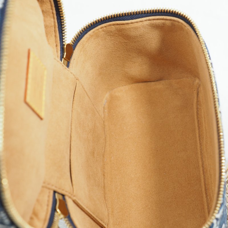 LV Louis Vuitton Since 1854 Vanity Case PM 路易威登1854系列牛仔丹寧藍提花化妝包 手提肩背包-16