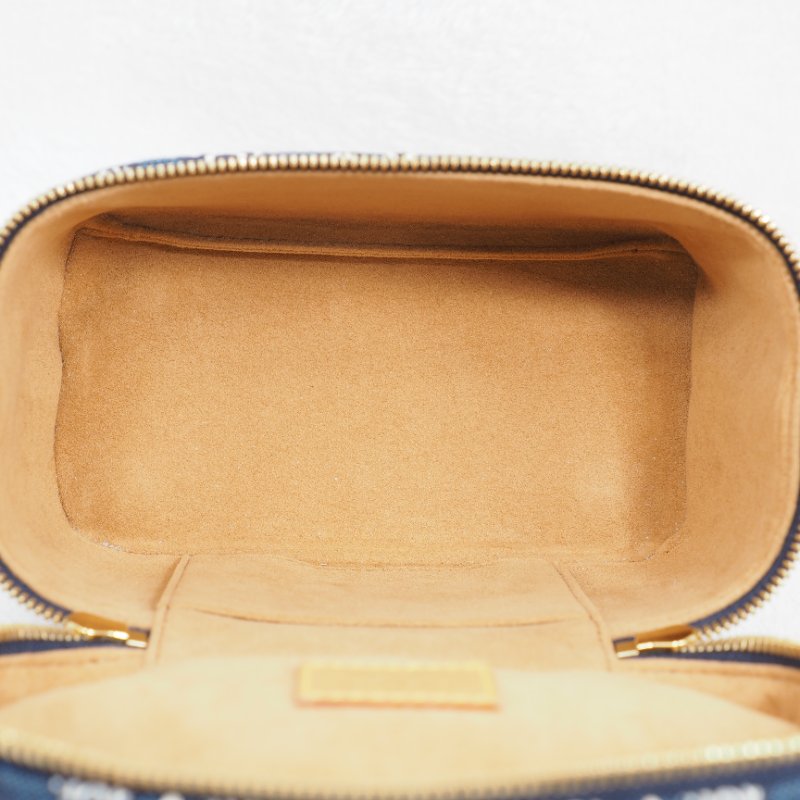 LV Louis Vuitton Since 1854 Vanity Case PM 路易威登1854系列牛仔丹寧藍提花化妝包 手提肩背包-17