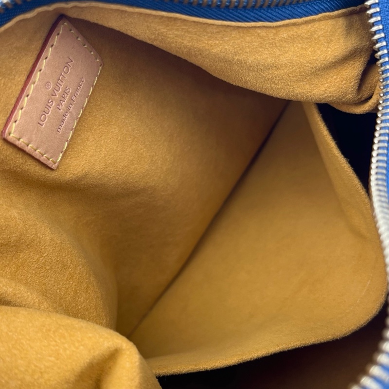 「JL精品代購」LV藍色牛仔丹寧曼哈頓單肩腋下包-18