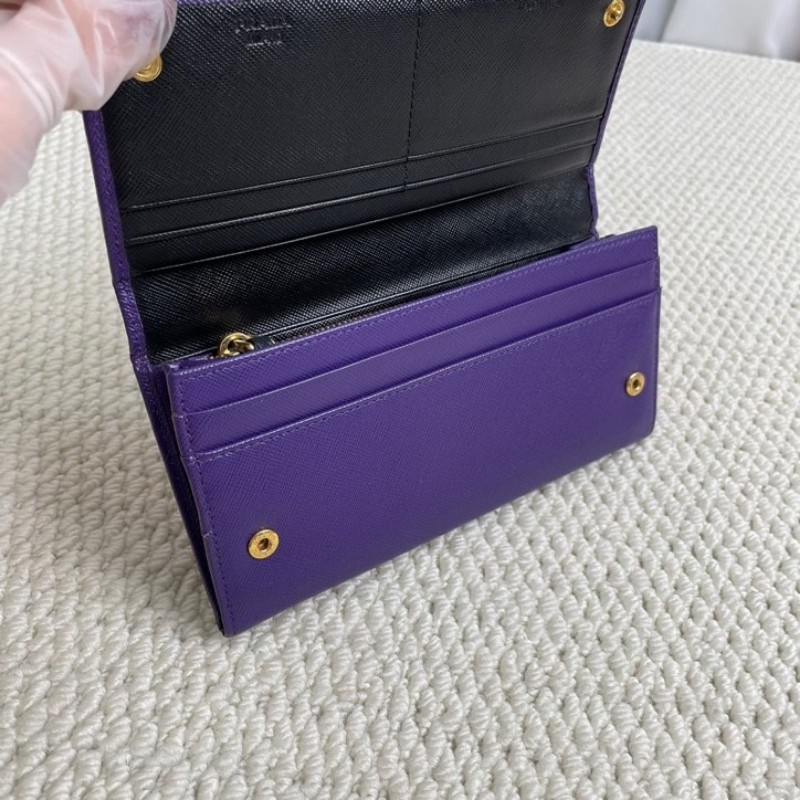 普拉達  Prada 長款翻蓋錢包 十字紋牛皮，金色logo和五金，卡位多 拉鏈順滑 實用性強。-11