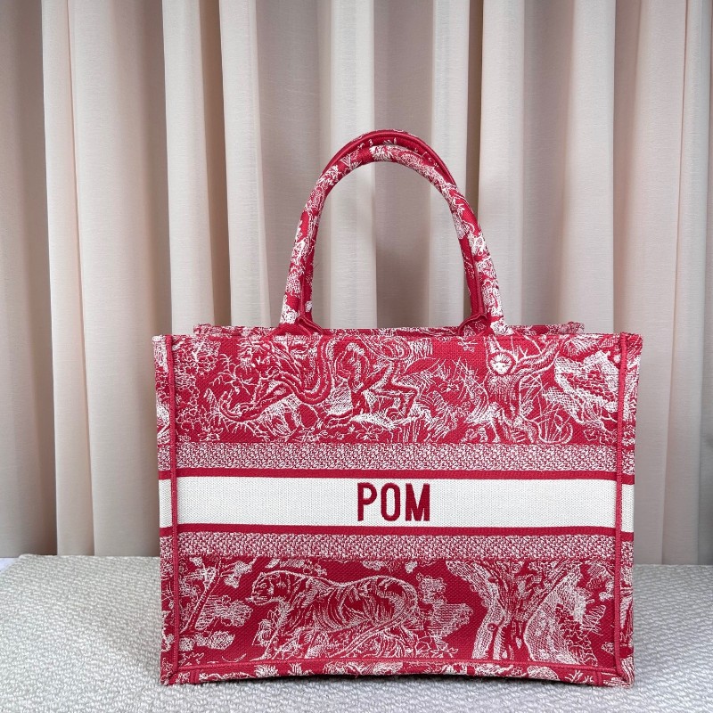 迪奧Dior動物園刺繡托特包 刺繡很有立體感 包型挺括 容量大 很能裝 日常通勤百搭實用-6