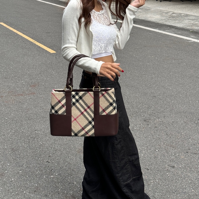 【全新品閒置🎁】 Burberry 巴寶莉 羊毛格紋 肩背手提包 （專櫃93,000）-5
