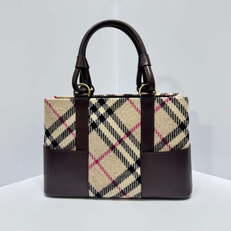 【全新品閒置🎁】 Burberry 巴寶莉 羊毛格紋 肩背手提包 （專櫃93,000）-9
