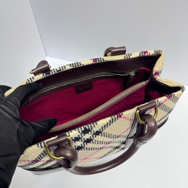 【全新品閒置🎁】 Burberry 巴寶莉 羊毛格紋 肩背手提包 （專櫃93,000）-15
