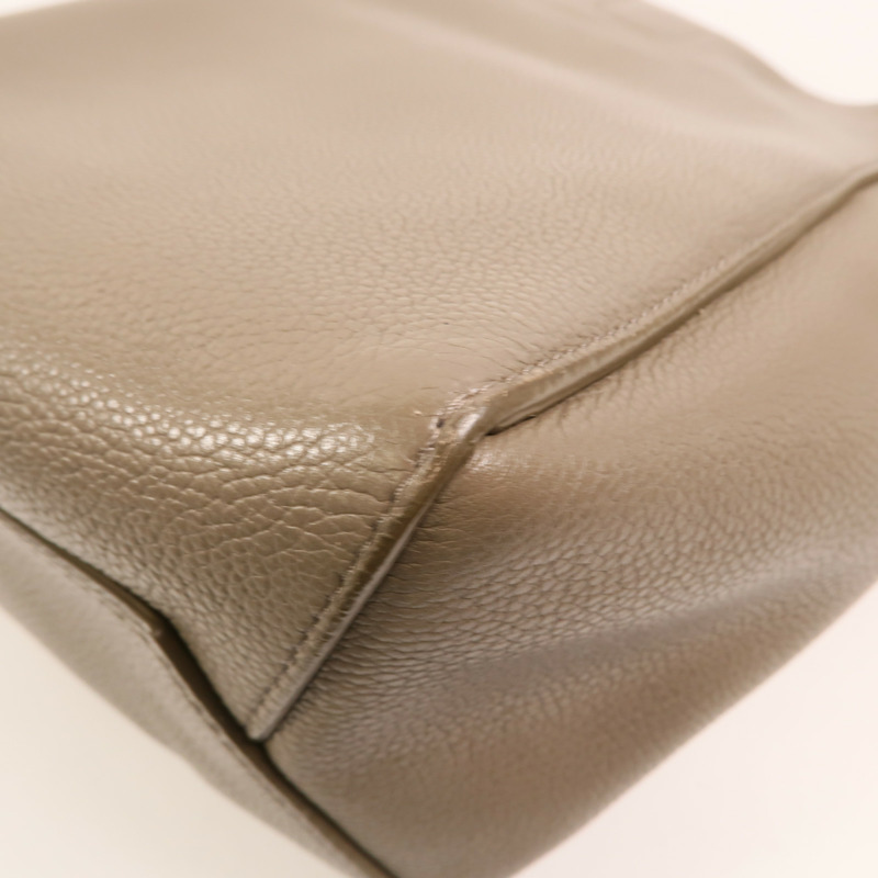 CELINE 牛皮皮革Sangle bucket Bag金扣肩背袋-12