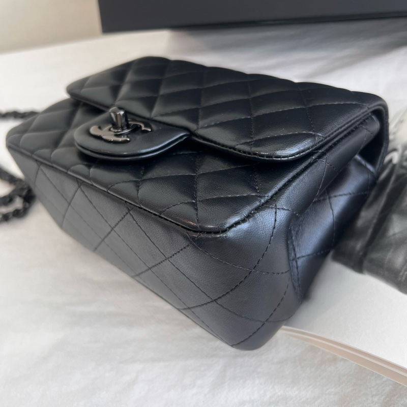 ෆ Chanel Soblack 全黑方胖-8