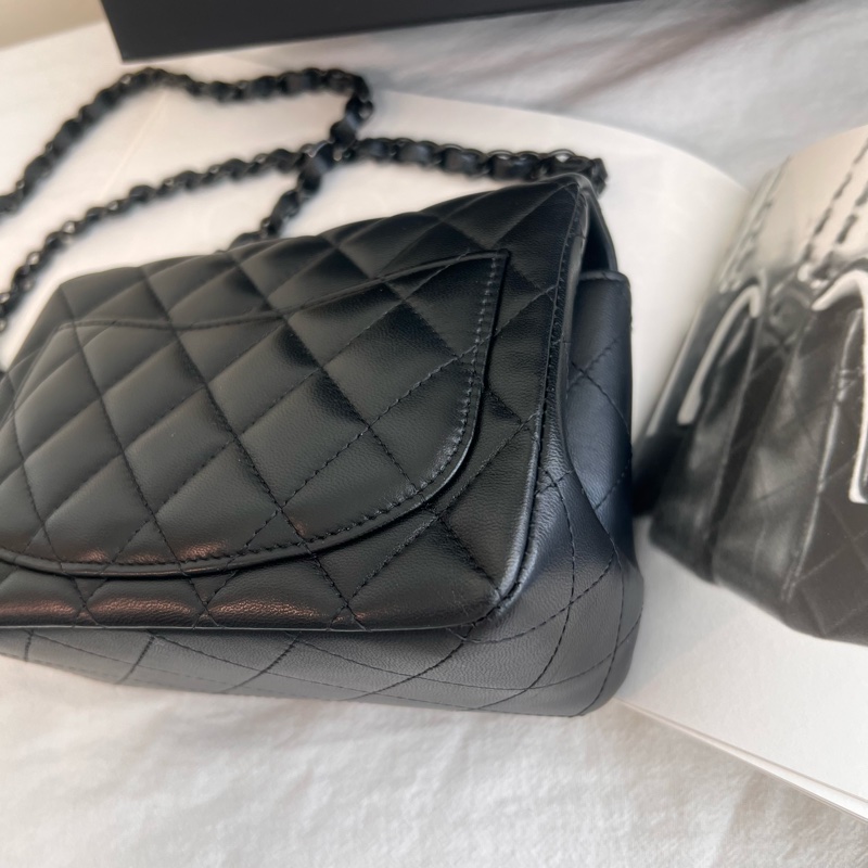 ෆ Chanel Soblack 全黑方胖-11