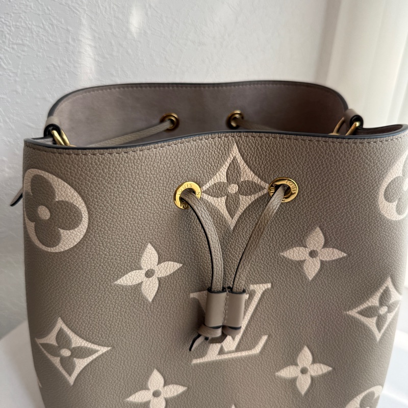Lv 斑鳩灰水桶包 超好看-3