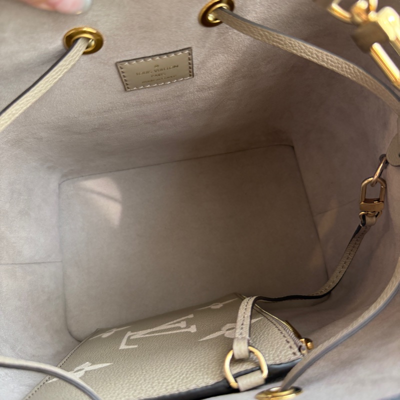 Lv 斑鳩灰水桶包 超好看-5