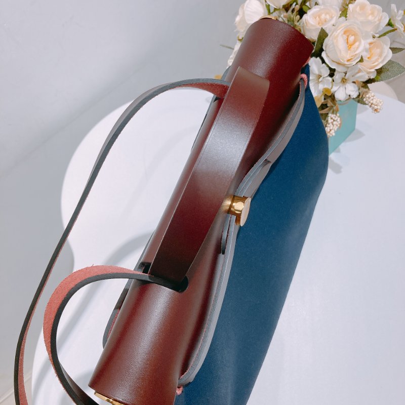 TW4782	Hermes 愛馬仕小號經典兩用包包 Herbag 31 Canvas Rouge H x Bleu Nuit x GHW-10