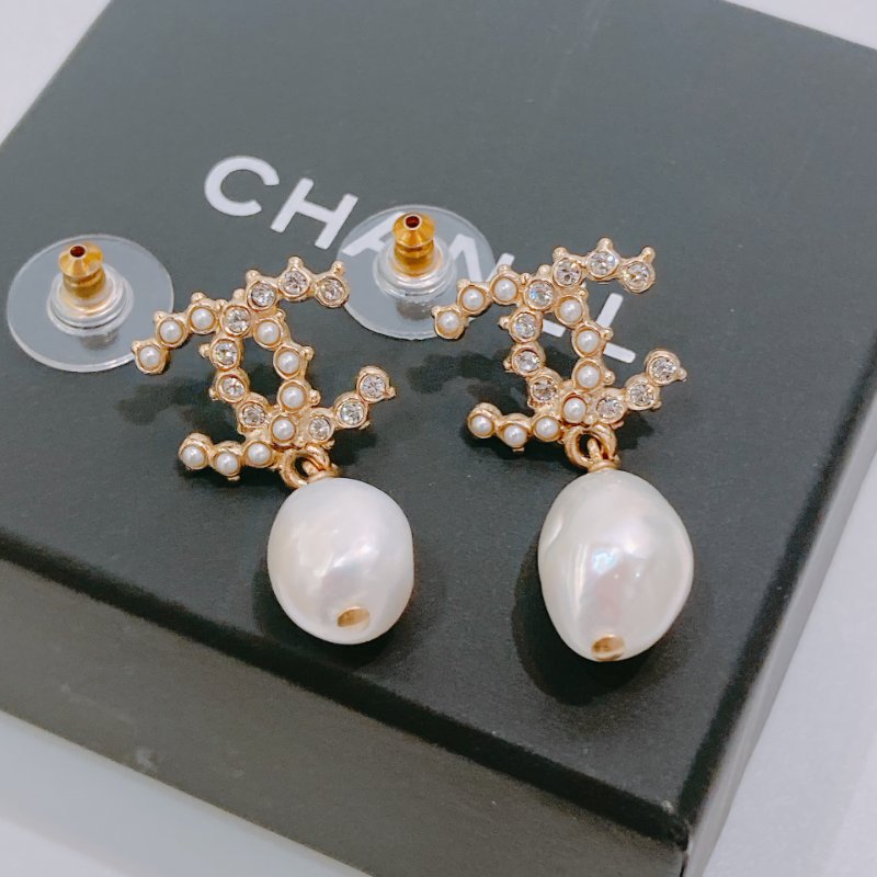 TW4783 Chanel 香奈兒CC字連仿珍珠吊飾耳環 CC Logo With Pearl Earrings Crystal x Pearl x GHW-2