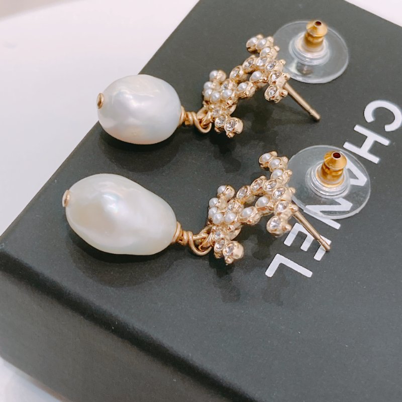 TW4783 Chanel 香奈兒CC字連仿珍珠吊飾耳環 CC Logo With Pearl Earrings Crystal x Pearl x GHW-4