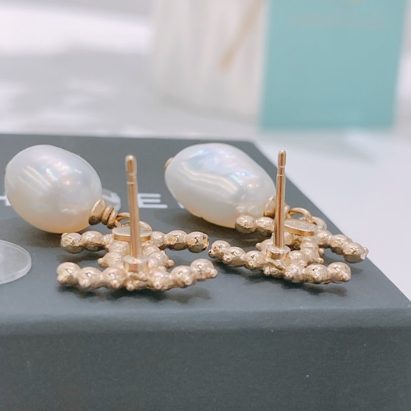 TW4783 Chanel 香奈兒CC字連仿珍珠吊飾耳環 CC Logo With Pearl Earrings Crystal x Pearl x GHW-6