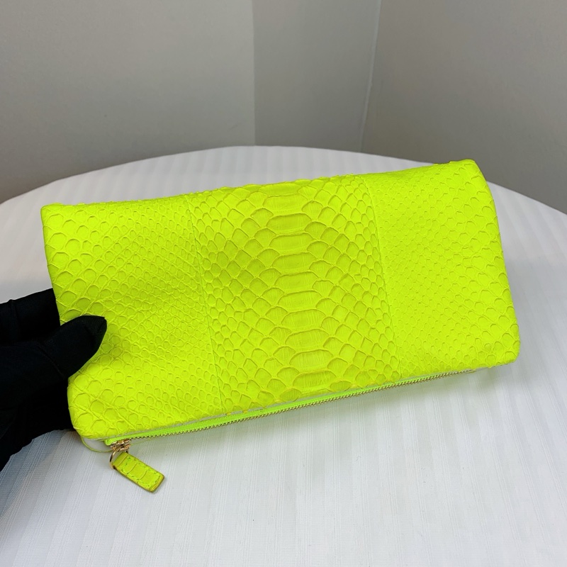 Celine 稀有款 蛇皮螢光色clutch手拿包 配可拆卸內袋 超多夾層 24x3x13cm-1