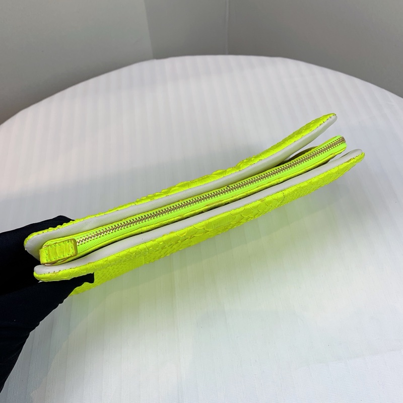 Celine 稀有款 蛇皮螢光色clutch手拿包 配可拆卸內袋 超多夾層 24x3x13cm-3