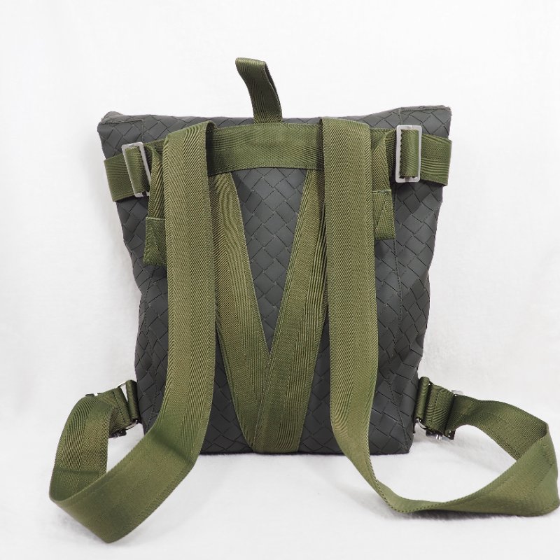 BV Bottega Veneta Intrecciato New Rubber Fold-Over Backpack 葆蝶男裝軍綠色雙肩包-2