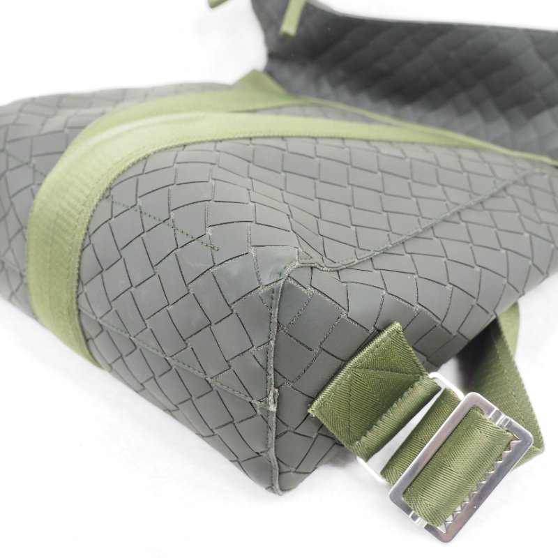 BV Bottega Veneta Intrecciato New Rubber Fold-Over Backpack 葆蝶男裝軍綠色雙肩包-10
