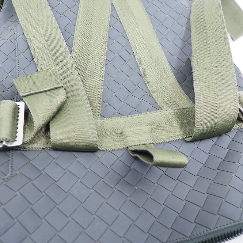 BV Bottega Veneta Intrecciato New Rubber Fold-Over Backpack 葆蝶男裝軍綠色雙肩包-23