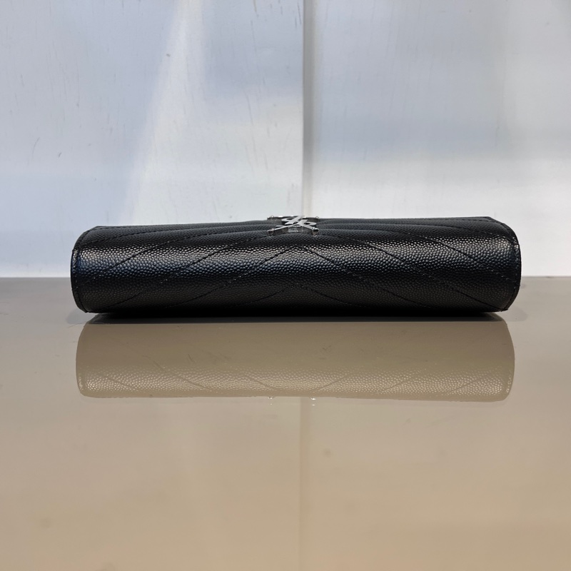 YSL荔枝牛皮山型紋銀釦信封下蓋12卡長夾-4