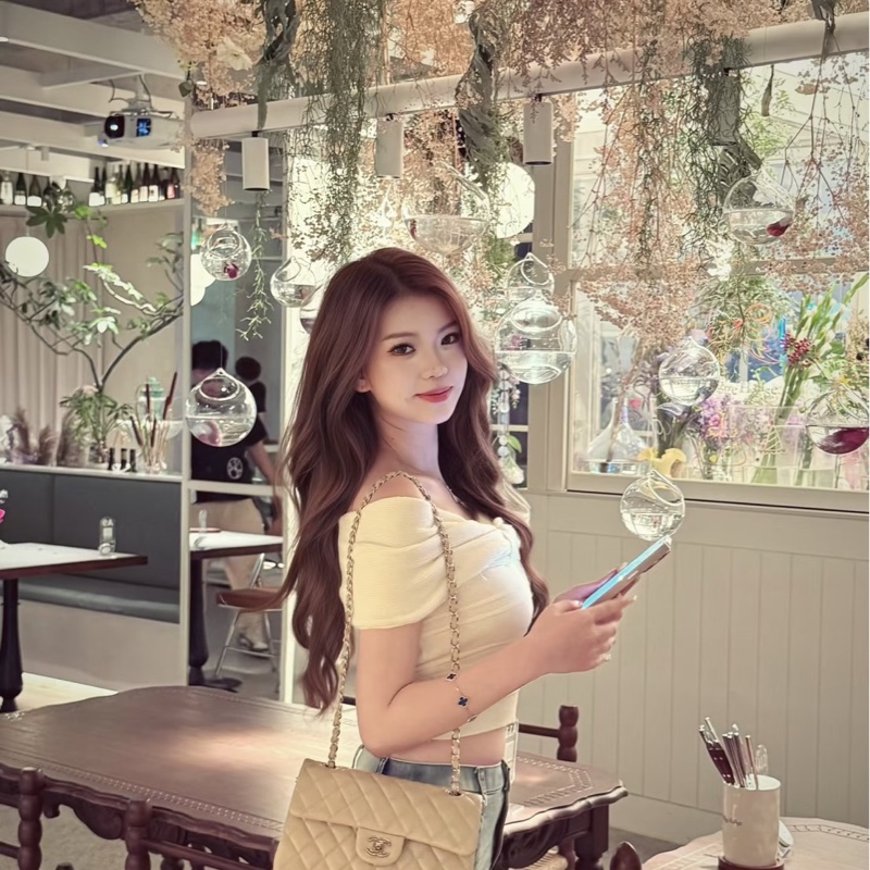 香奈兒CHANEL CF23 奶茶色銀釦羊皮鏈條包 單肩背包 斜背包小號-2