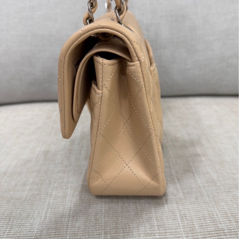 香奈兒CHANEL CF23 奶茶色銀釦羊皮鏈條包 單肩背包 斜背包小號-8