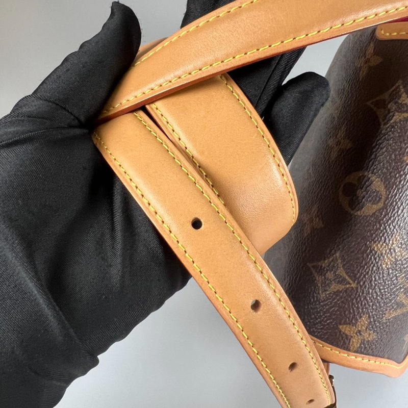 LV M44860 老花TAMBOURIN 馬鞍包-7