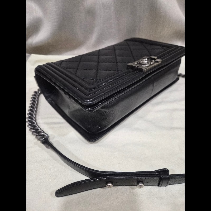 Chanel Boy 28cm 牛皮 黑色 銀扣-7