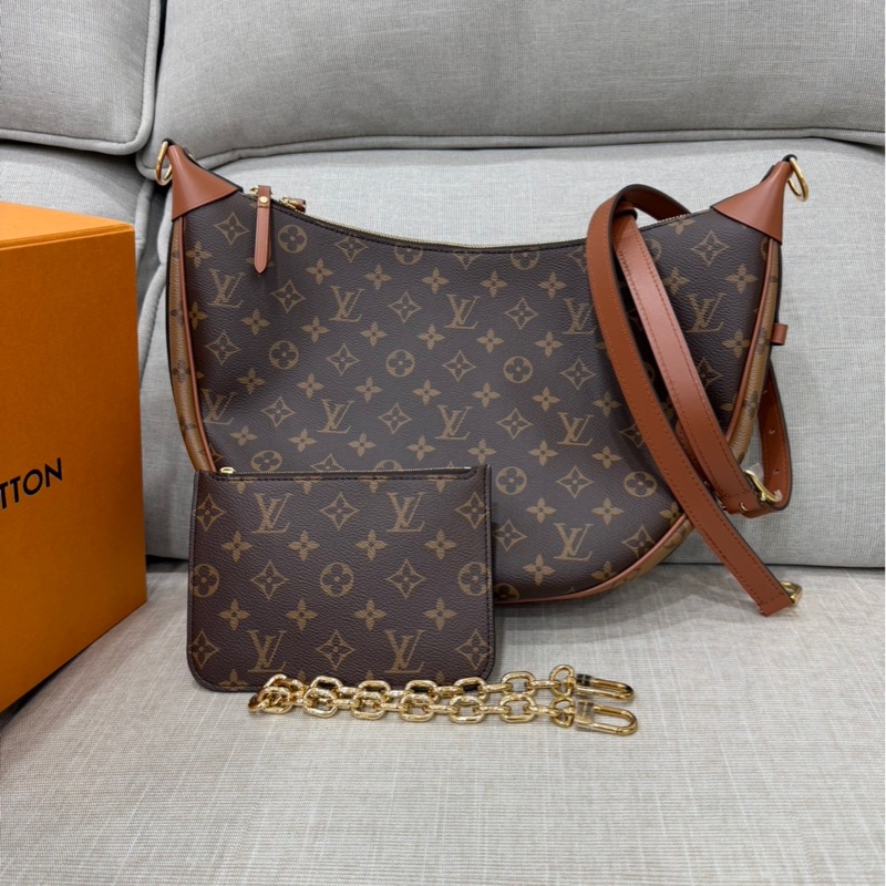 LV M46311 LOOP HOBO經典Monogram雙色帆布  肩背  斜背包 大月亮包  彎月包(咖啡)-0