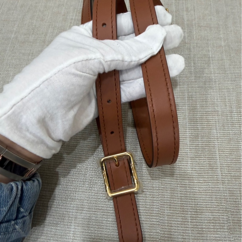 LV M46311 LOOP HOBO經典Monogram雙色帆布  肩背  斜背包 大月亮包  彎月包(咖啡)-35