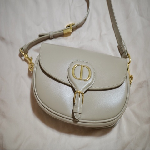 Dior Bobby East West 奶茶色款
