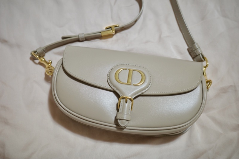 Dior Bobby East West 奶茶色款-0