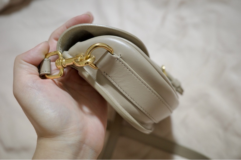 Dior Bobby East West 奶茶色款-9