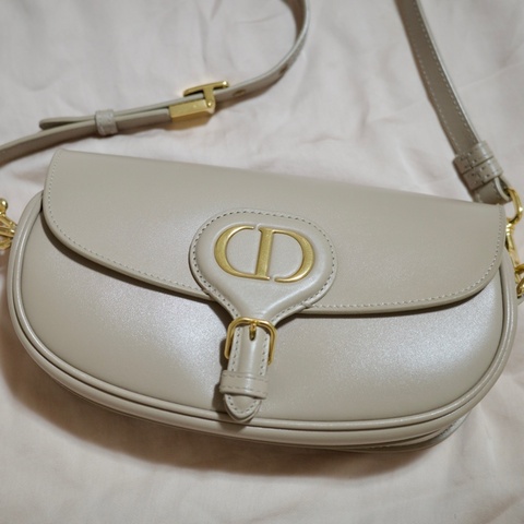 Dior Bobby East West 奶茶色款