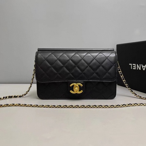 Chanel香奈兒 CF黑金全皮菱格鏈條包